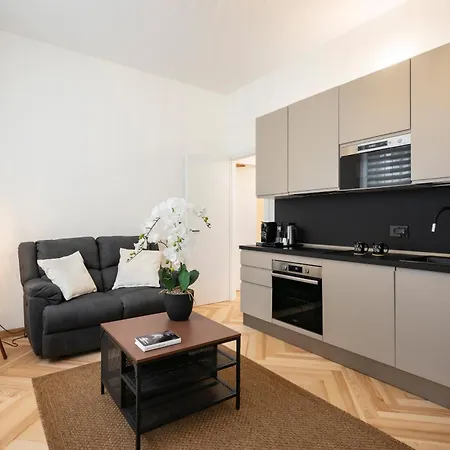 Luca Duomo Visconti Apartamento