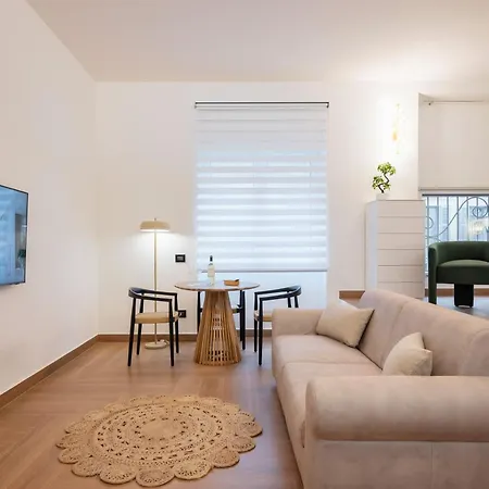 Visconti - Luca Apartamento